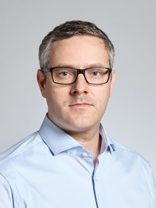 Prof. Dr.  Christoph Studer